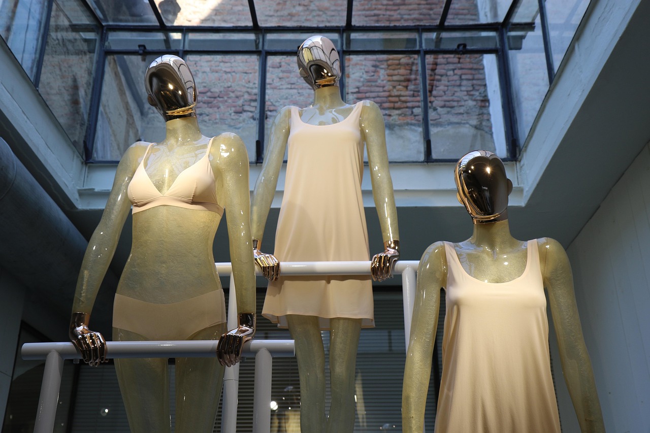 hans boodt, mannequin, shop, display, fashion, retail, store, boutique, window, shopping, showcase, style, glamour, underwear, lingerie, showroom, elegance, luxury, fashionable, showing, dress, design, milan, model, selling, clothing, mannequin, mannequin, boutique, showcase, underwear, underwear, underwear, underwear, underwear, lingerie, lingerie, lingerie, milan